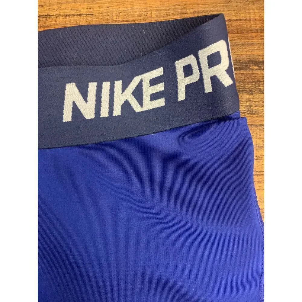 Nike pro women’s